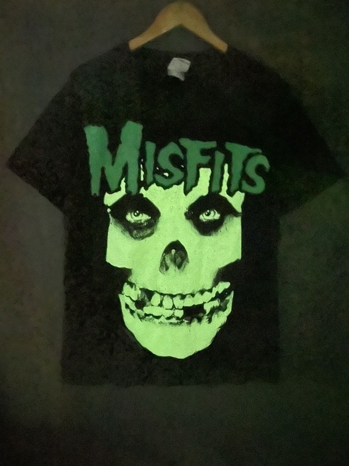 Band Tees Vintage Misfits Glow In The Dark T-Shirt Size US M / EU 48-50 / 2 - 6 Thumbnail