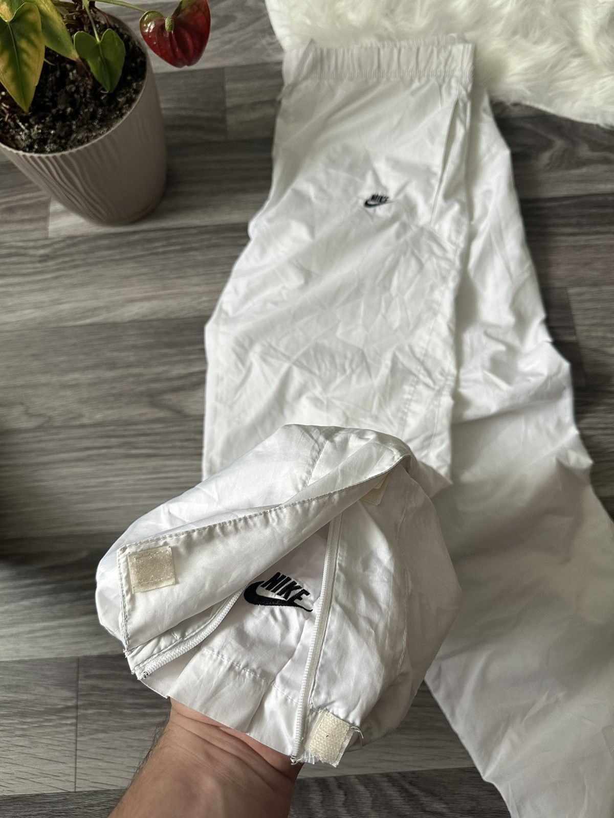 Nike Nike Vintage Nylon Baggy White Trackpants y2k rare size L Size US 34 / EU 50 - 4 Thumbnail