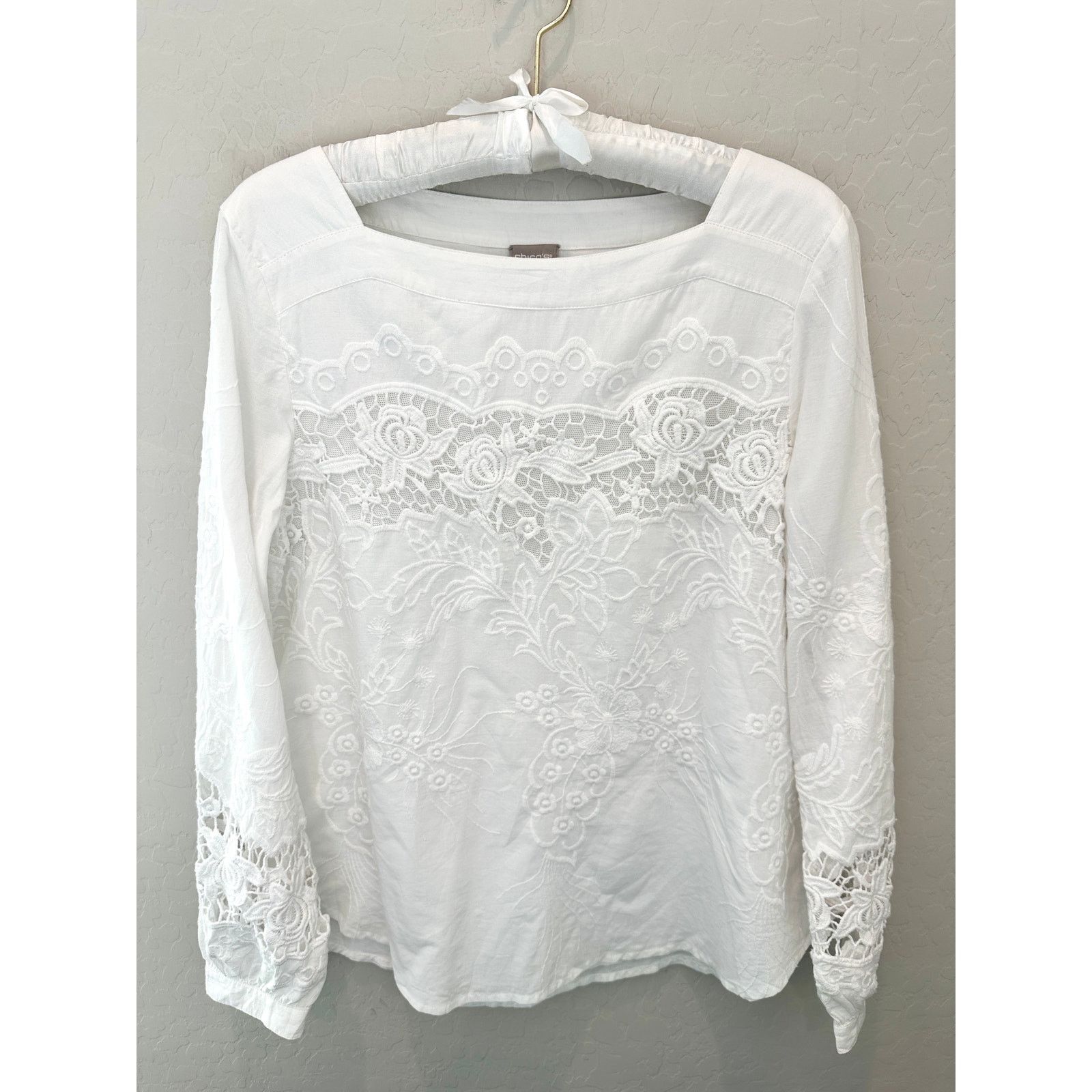 Chicos CHICOS White Embroidered Floral Square Neck Long Sleeve Top Size M / US 6-8 / IT 42-44 - 1 Thumbnail