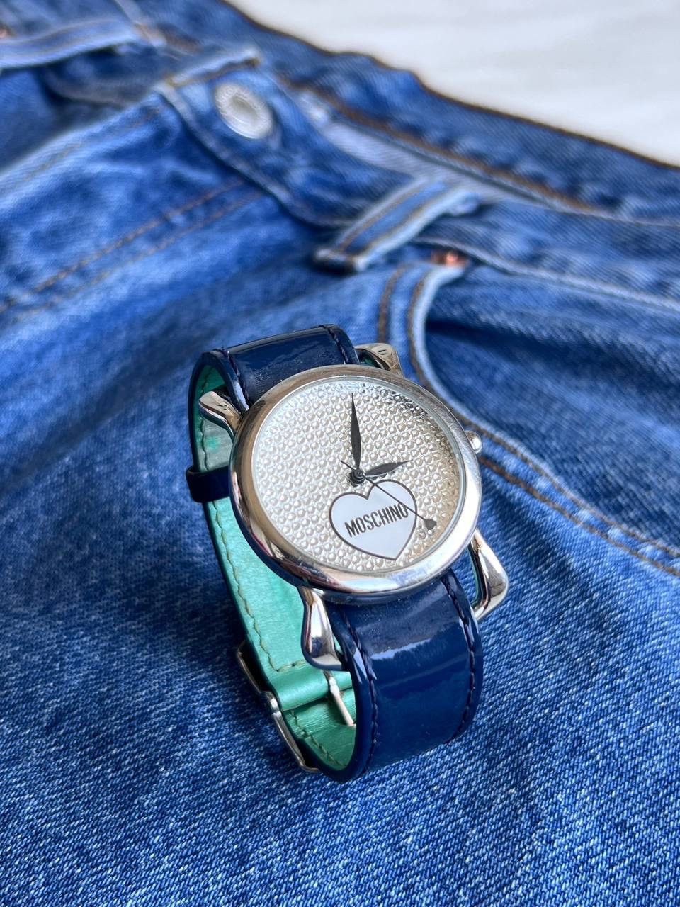 Moschino MOSCHINO WATCHES WORK ❗️Heart logo y2k Size ONE SIZE - 2 Thumbnail