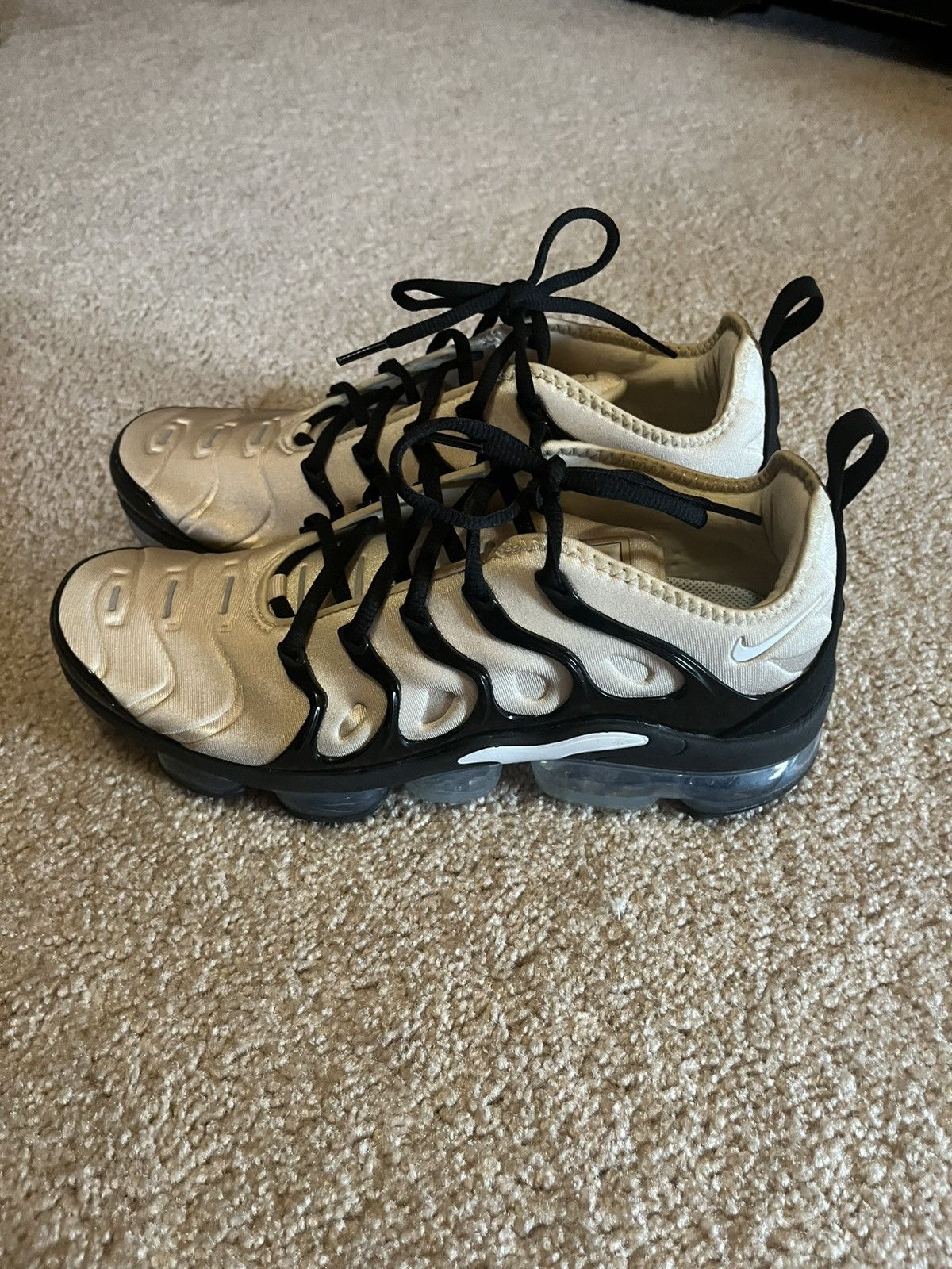 Nike Nike vapormax plus Size US 10 / EU 43 - 1 Thumbnail