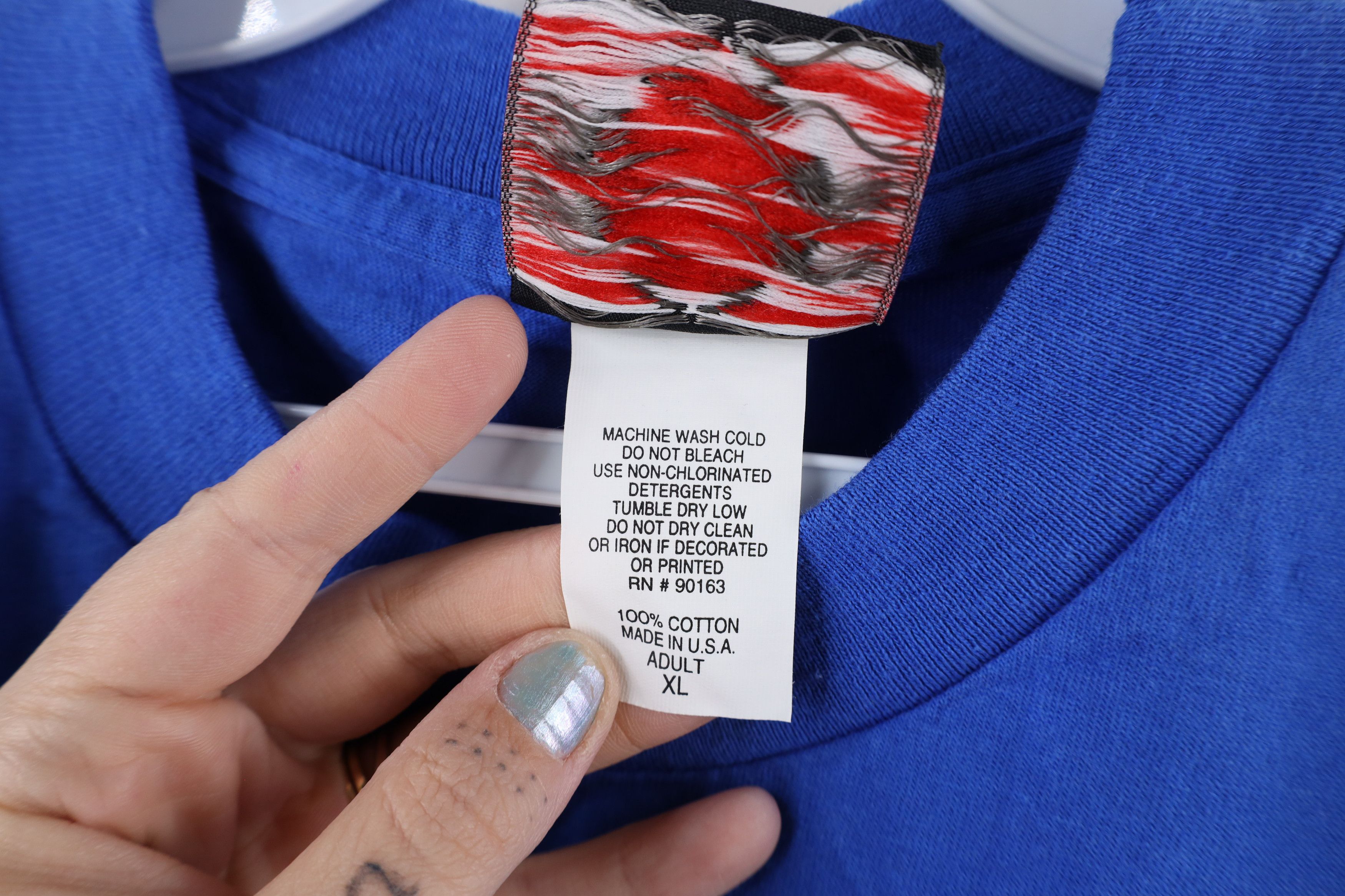 Marlboro Vintage 90s Marlboro Skiing Pocket T-Shirt Blue Cotton USA Size US XL / EU 56 / 4 - 7 Thumbnail