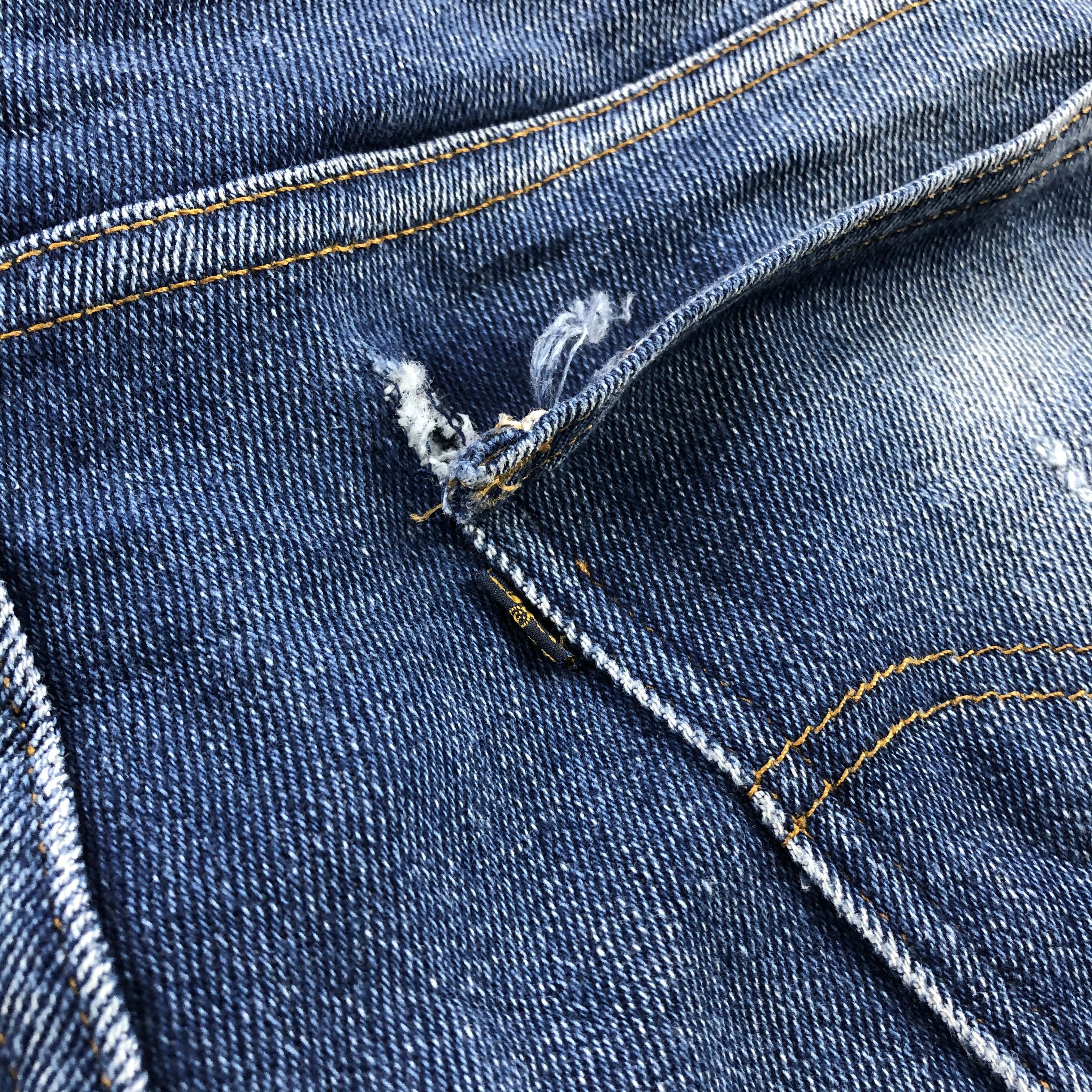 Levi's Vintage Levis 547 Jeans Blue Wash Denim KJ864 Size US 37 - 10 Thumbnail