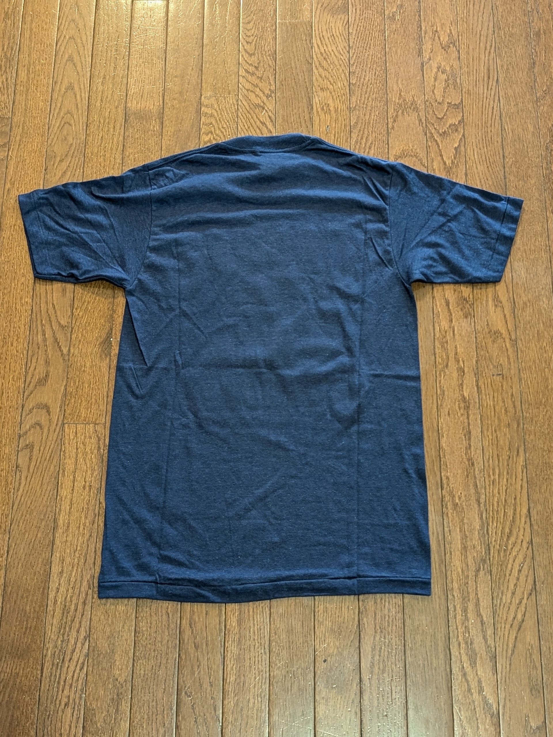 Logo 7 NWT Dallas Cowboys Logo 7 T-Shirt USA - Size M (16.5x27) Size US M / EU 48-50 / 2 - 5 Thumbnail