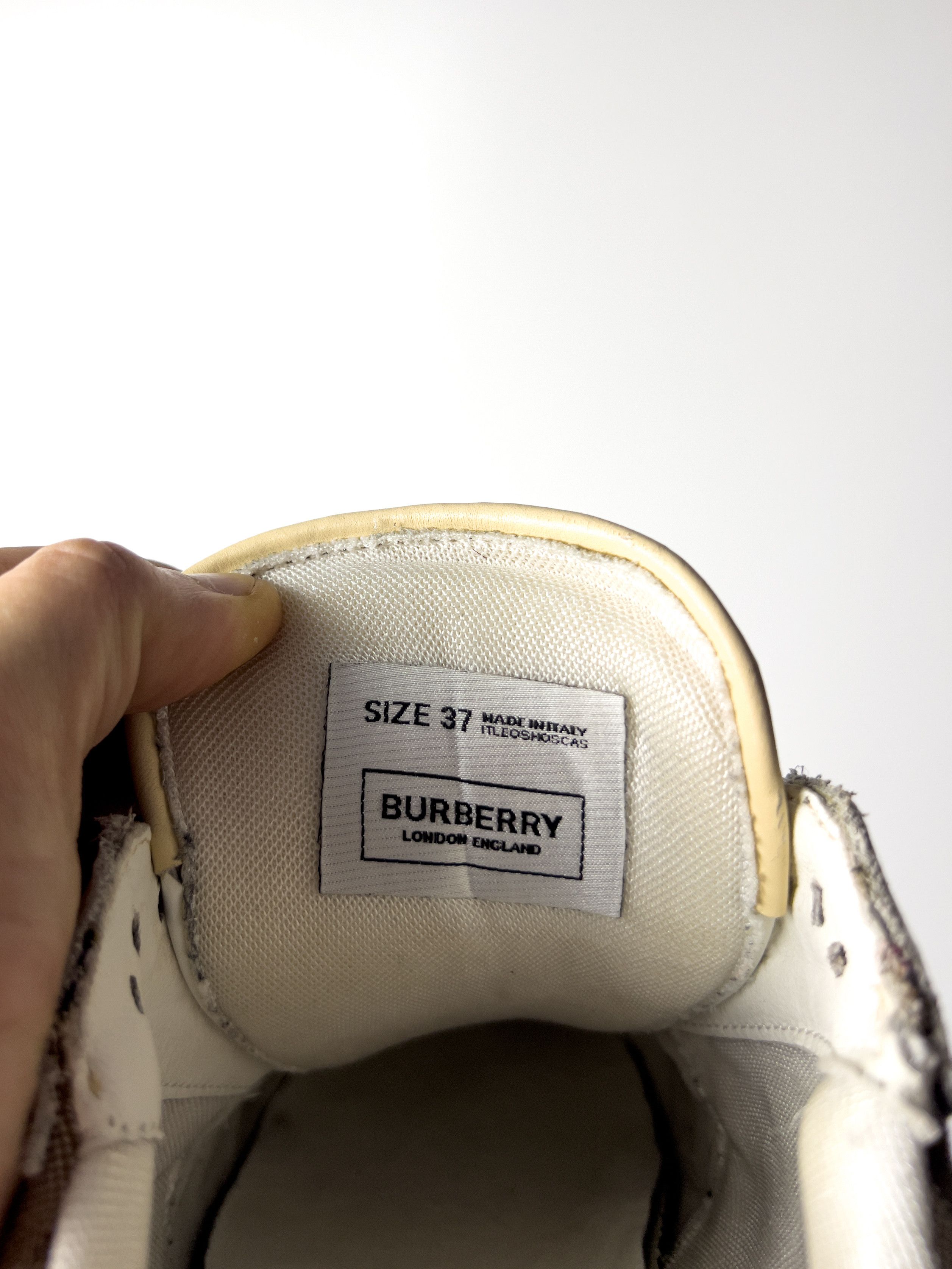 Burberry Burberry Ramsey Vintage Check Size US 7 / IT 37 - 10 Thumbnail