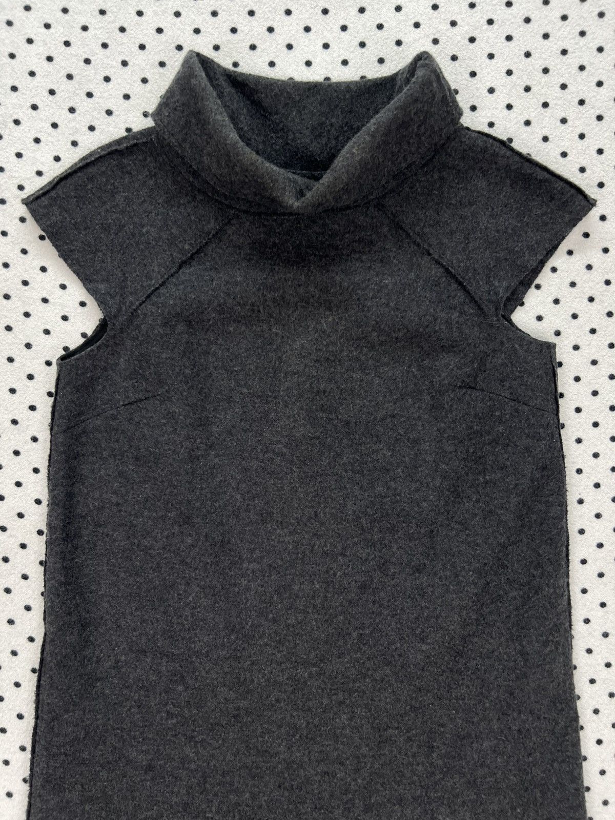 agnes b. Agnes b. Wool Turtleneck Sleeveless Shift Dress Size M / US 6-8 / IT 42-44 - 3 Thumbnail