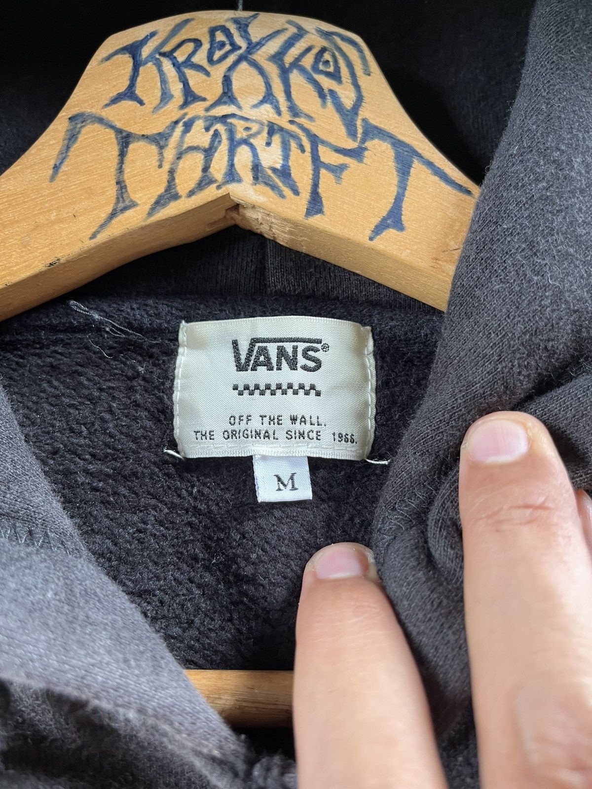 Vans ⚡️Vans Big Central Logo Hoodie (Padin Musa) Size US M / EU 48-50 / 2 - 4 Thumbnail