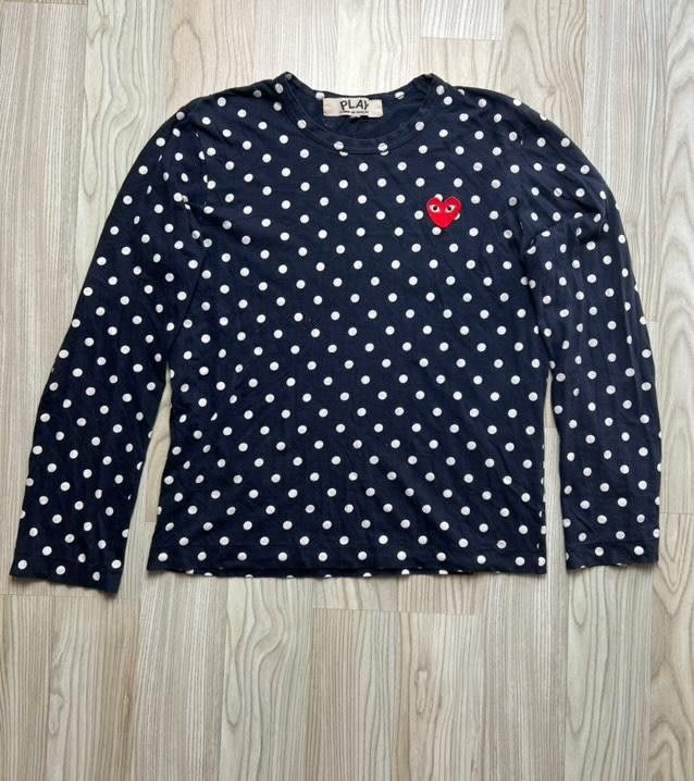 Comme des Garcons Comme Des Garcons PLAY Basic Love Polkadot Longsleeve Tee Size L / US 10 / IT 46 - 1 Thumbnail