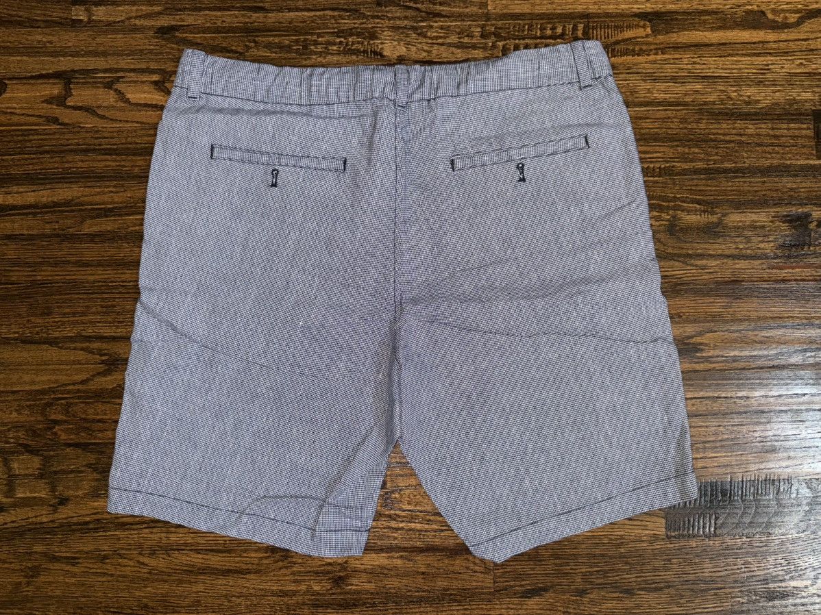 Banana Republic Banana Republic Aiden Short Black/White 35 Waist 9” Inseam Size US 35 - 4 Thumbnail