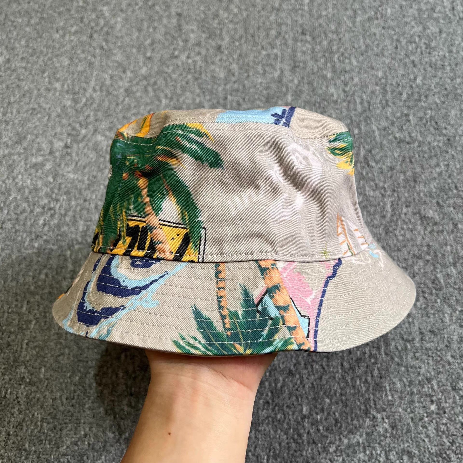 Billionaire Boys Club BBC ICECREAM Flying Dog Vacation Bucket Hat Q7 Size ONE SIZE - 4 Thumbnail