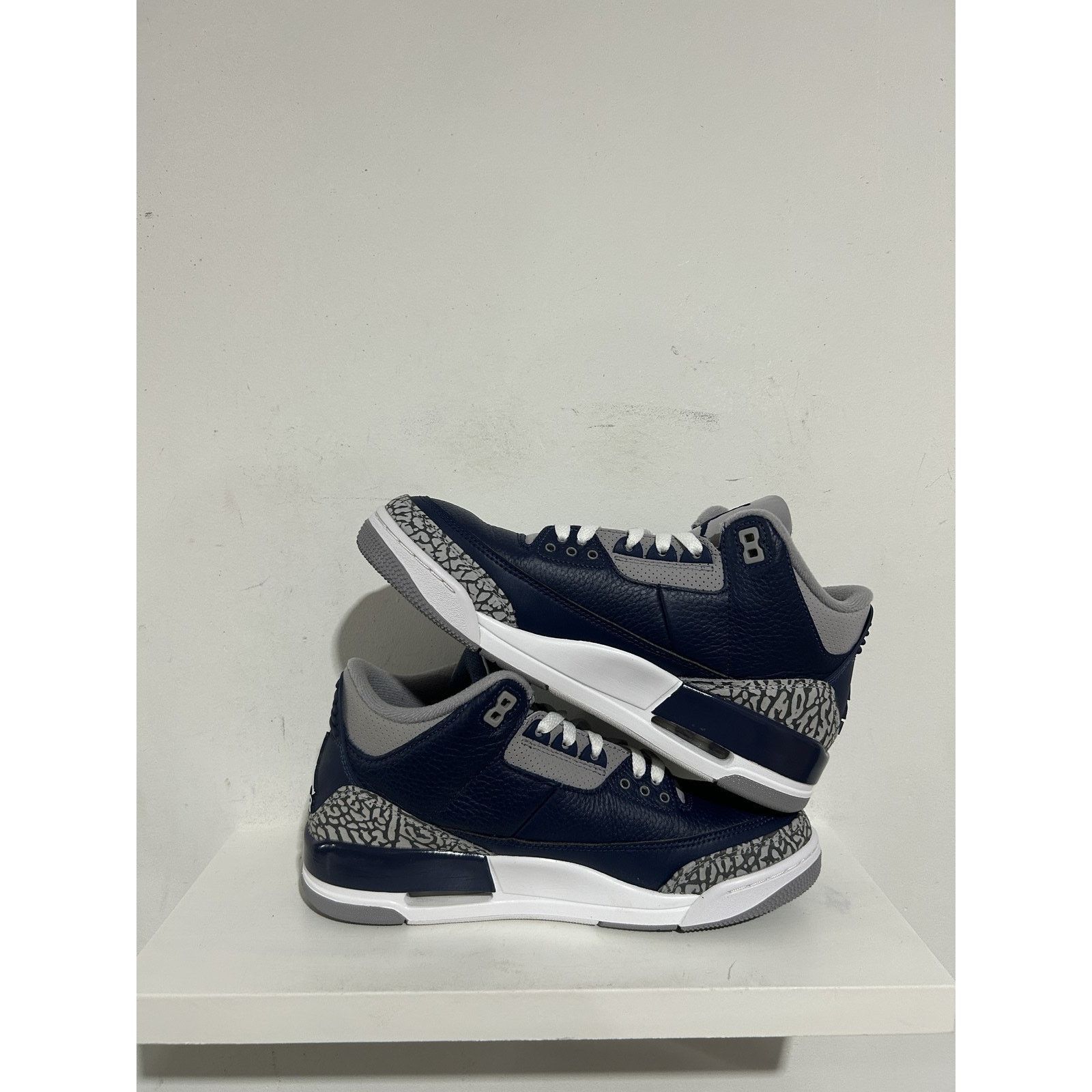 Jordan Brand JORDAN 3 MIDNIGHT NAVY SIZE 9 PREOWNED Size US 9 / EU 42 - 2 Thumbnail