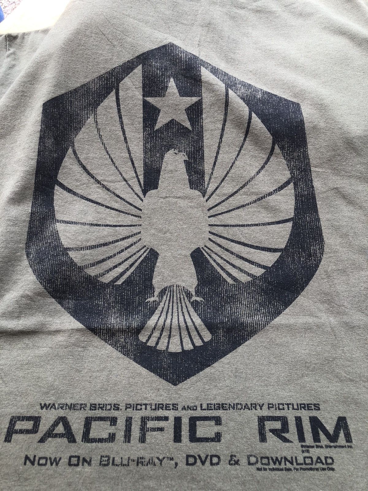 Warner Bros Pacific Rim ©️Waner Bros entertainment Size US M / EU 48-50 / 2 - 3 Thumbnail