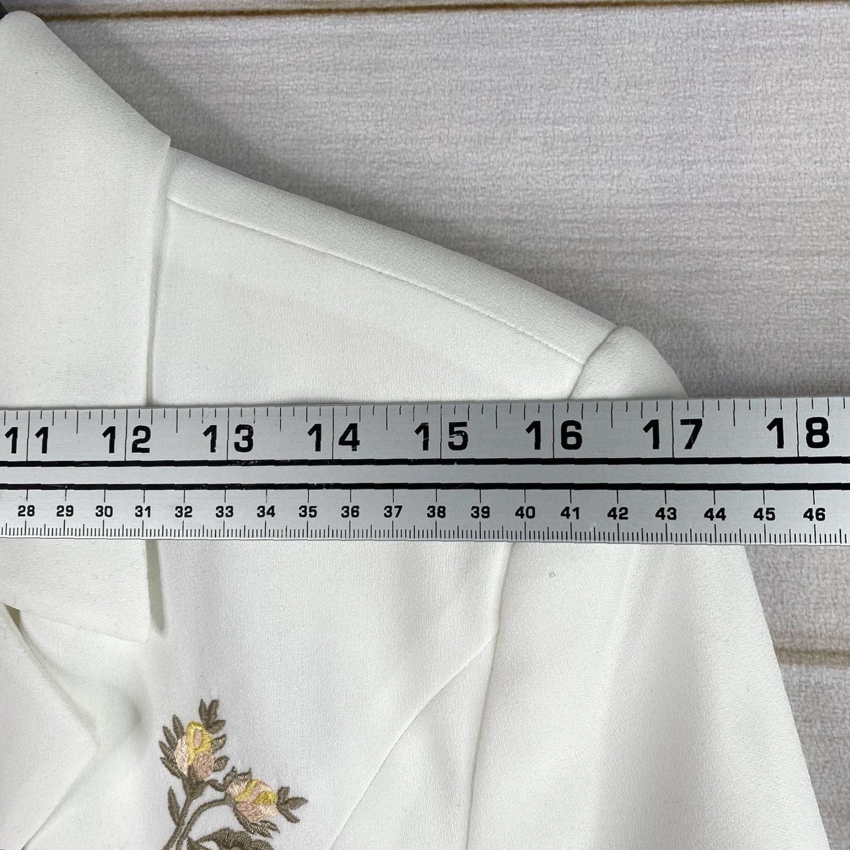 Vintage VINTAGE Together Blazer Shirt Womens 14 White Embroidered Floral 90s Retro Boho Jacket Size XL / US 12-14 / IT 48-50 - 5 Thumbnail