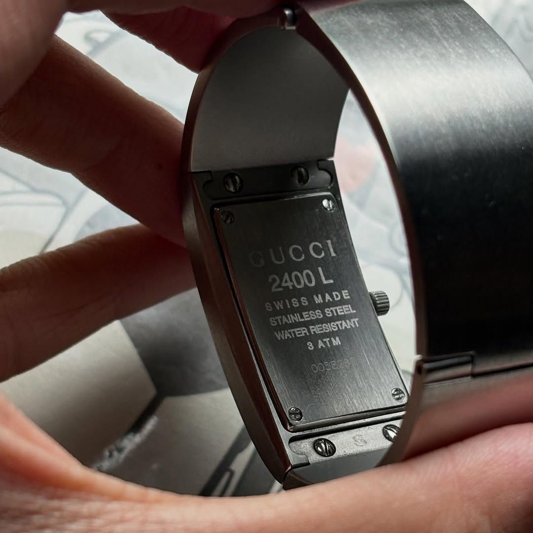 GUCCI 2400L SWISS MADE