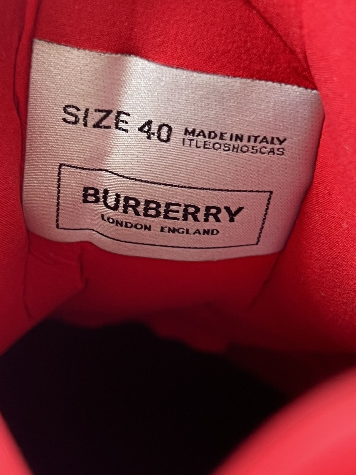 Burberry WORN ONCE Burberry Arthur Sneaker Size 9 Women’s (EU 40) Size US 9 / IT 39 - 8 Thumbnail