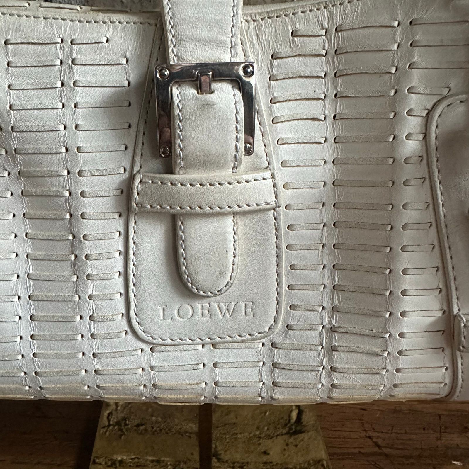 Loewe Vintage 2000's Loewe White Leather Senda Satchel Size ONE SIZE - 2 Thumbnail