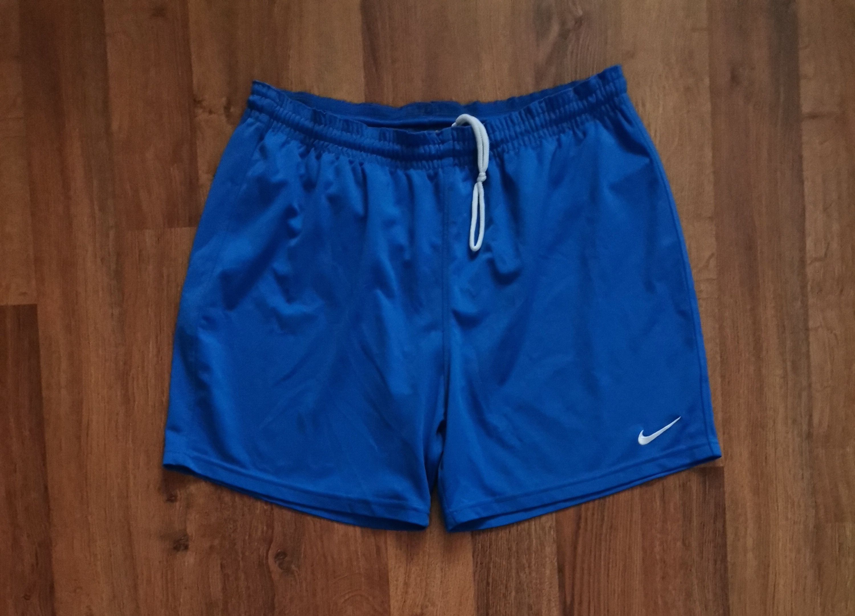 Nike Vintage Nike Shorts Size US 34 / EU 50 - 1 Thumbnail