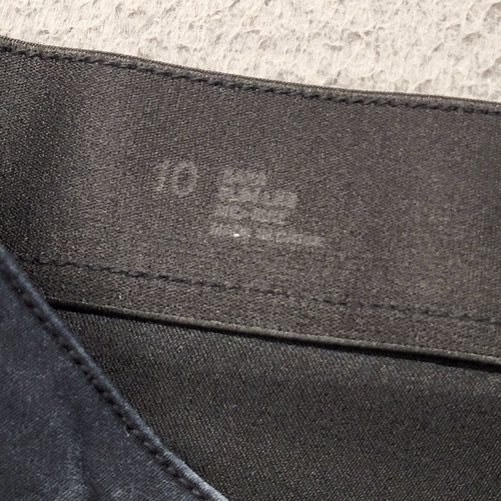 Liz Claiborne Liz Claiborne Jeans Women Size 10 Mid Rise Black Slim Stretch College Preppy Slim Jeans Womens Mid Rise Black Stretch Size 32" / US 10 / IT 46 - 2 Thumbnail