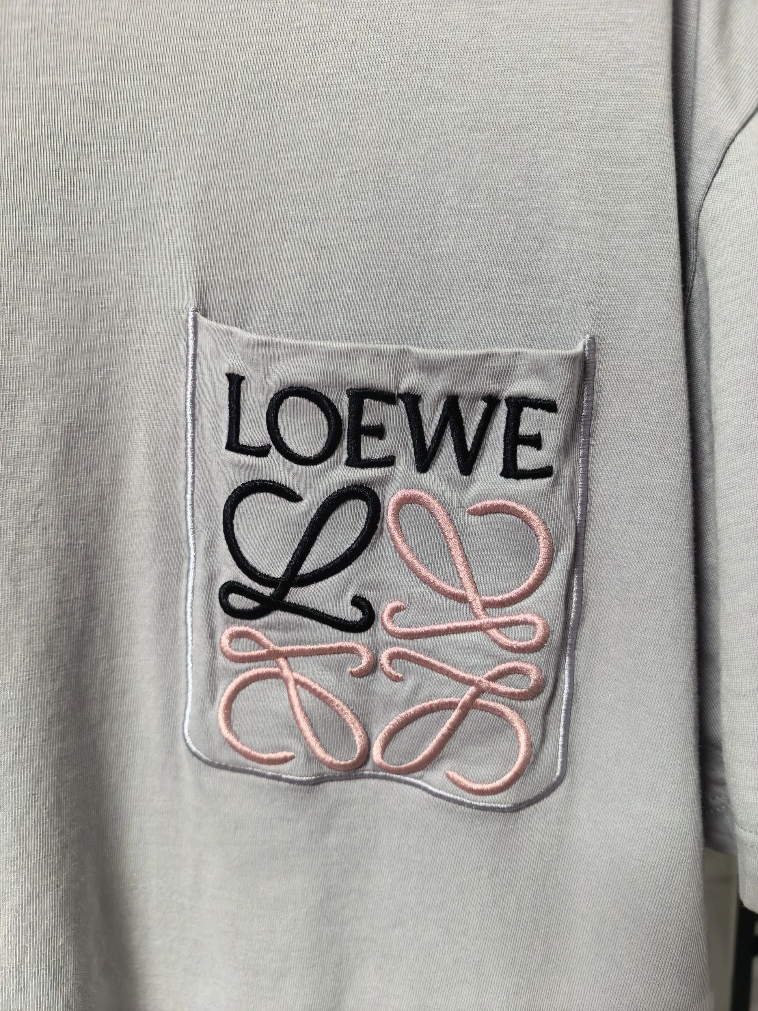 Loewe LOEWE SS23 unisex short sleeve T-shirt pocket logo ivory S Size US S / EU 44-46 / 1 - 5 Thumbnail