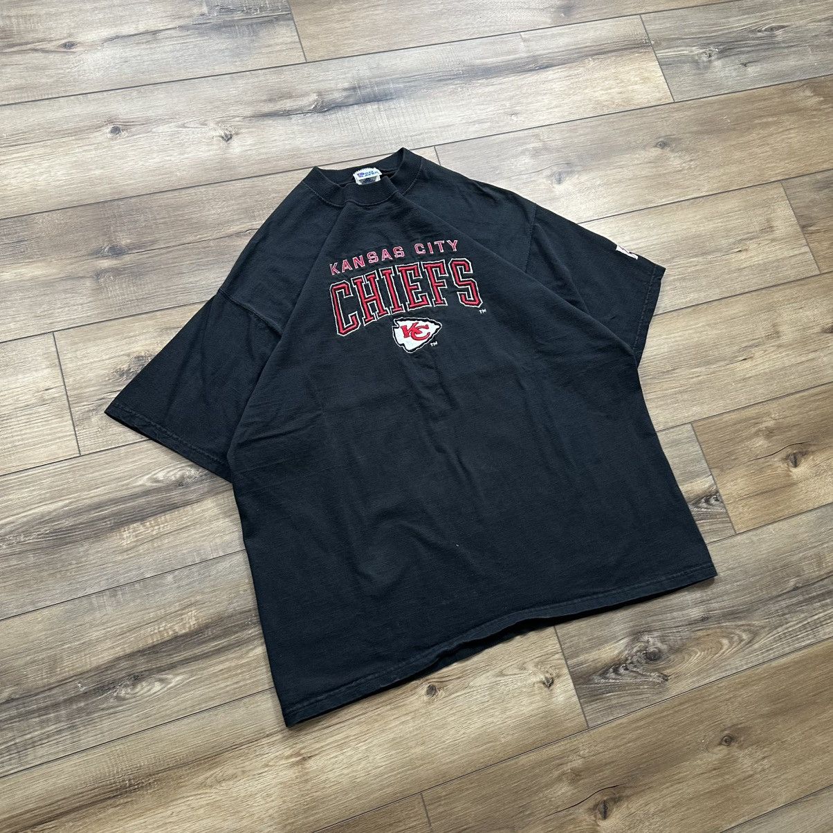 Pro Player Vintage 90s Pro Player Kansas City Chiefs Embroidered Tee Size US XXL / EU 58 / 5 - 2 Thumbnail