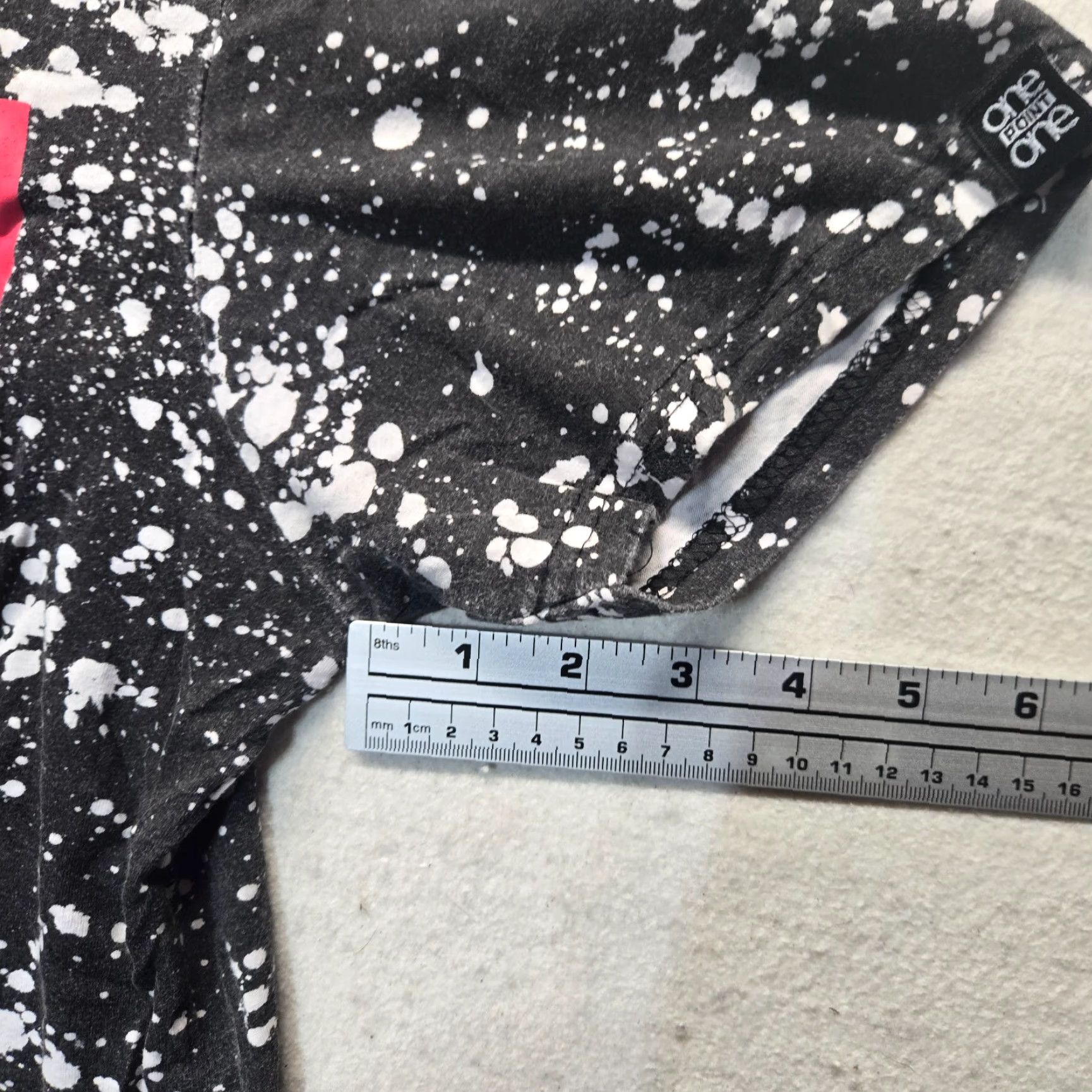 Gildan Drip Graphic Black White Splatter Tee Shirt Short Sleeve Men M Medium Black Size US M / EU 48-50 / 2 - 5 Thumbnail