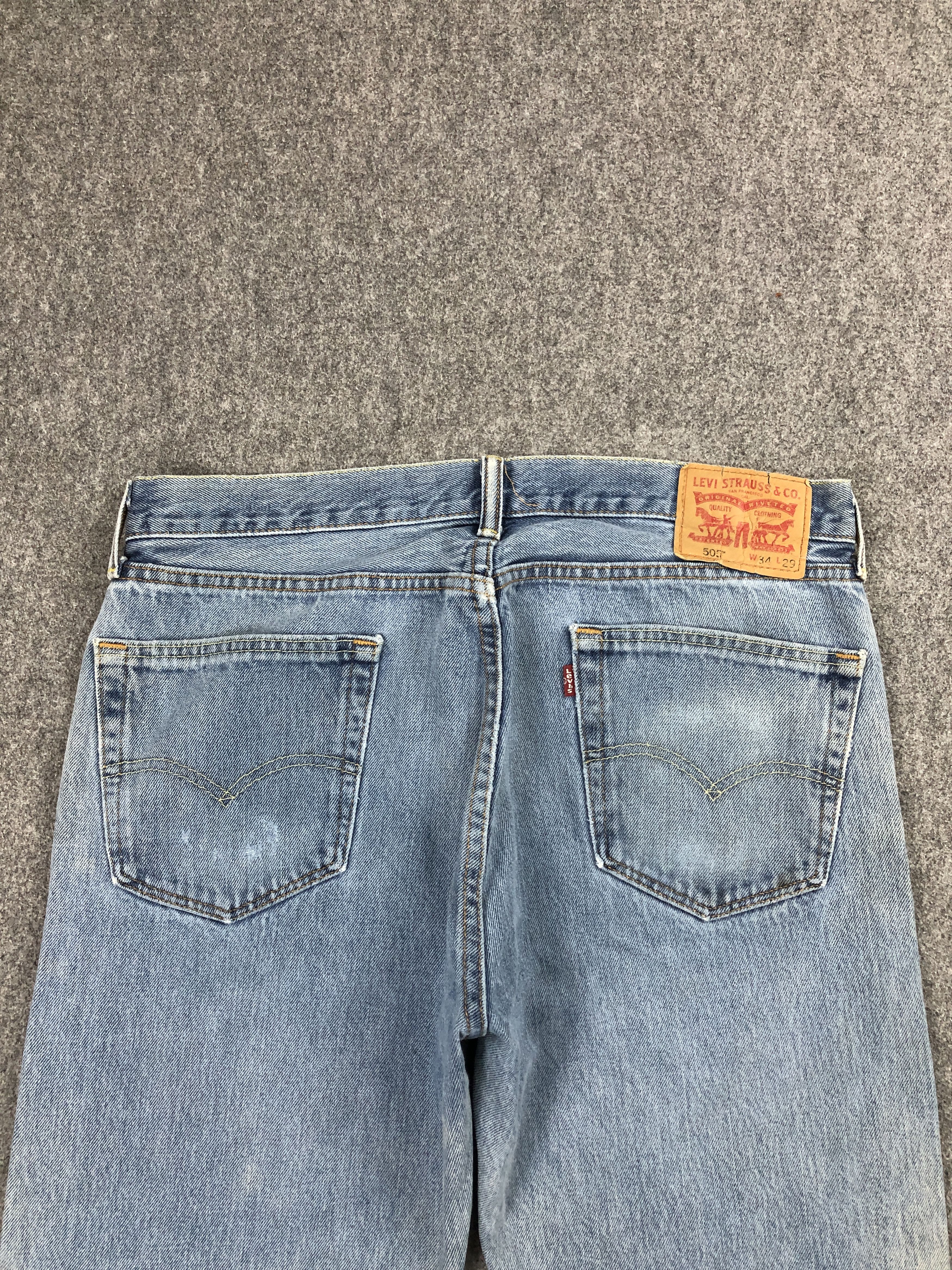 Levi's × Vintage Lightwash Vintage Levis 505 Jeans DP2456 Size US 33 - 4 Thumbnail