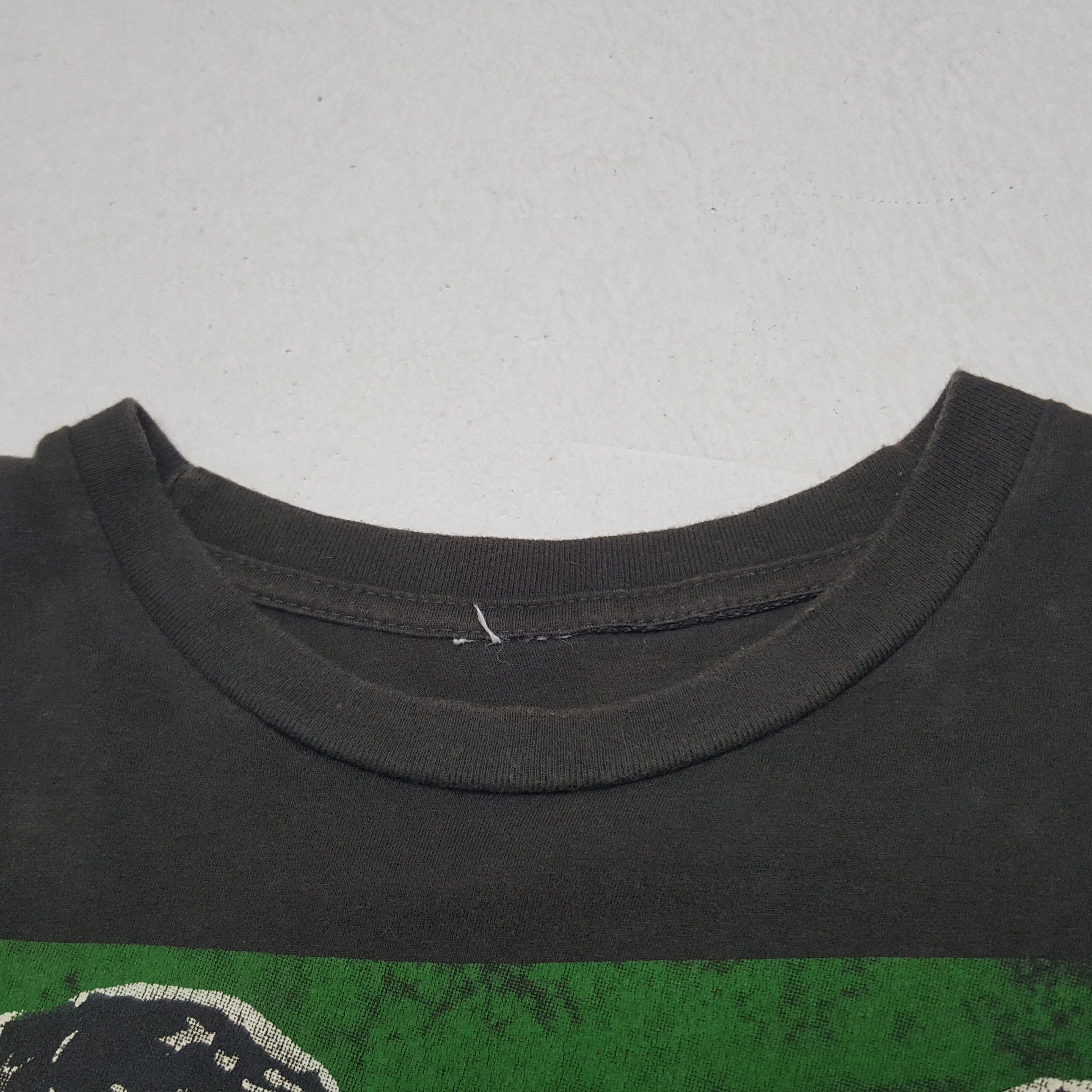 Band Tees × Vintage Vintage Oasis American Rock Band Tshirt Size US S / EU 44-46 / 1 - 4 Thumbnail