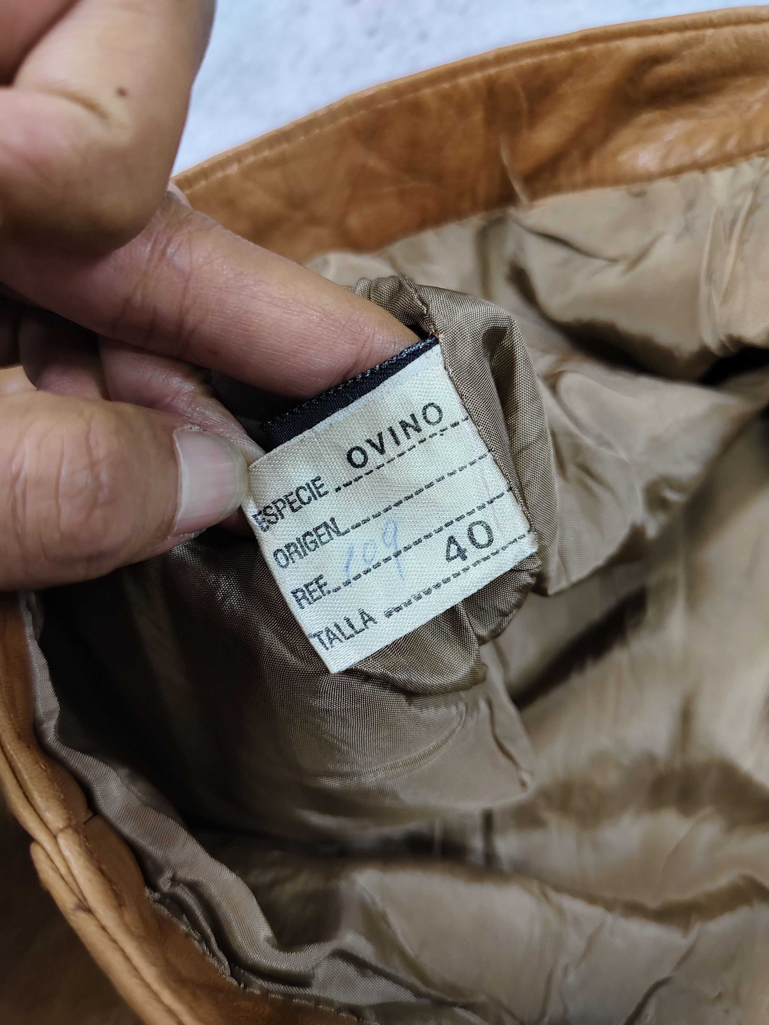 Vintage 90s REJÉ Spain- Minimal Scuplted Panel Genuine Leather Skirt Size 28" / US 6 / IT 42 - 9 Thumbnail