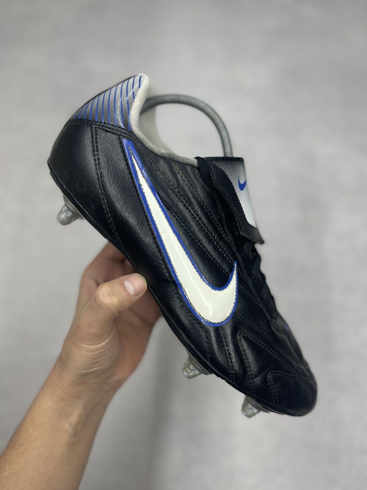 Vintage Nike Premier 2 Football Boots 2009 Black Soccer Y2K