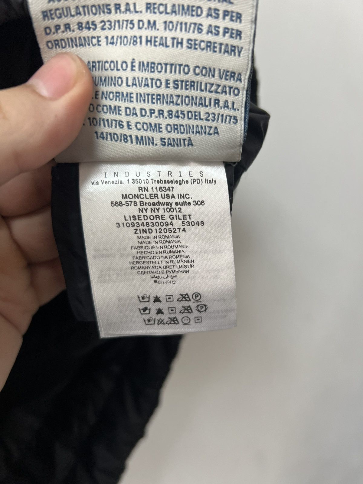 Moncler Moncler Vest Black Size US S / EU 44-46 / 1 - 12 Thumbnail