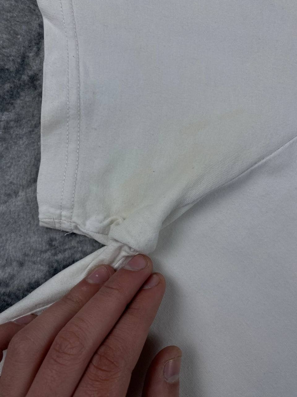 Comme des Garcons Comme des Garçons PLAY T Shirt Men Size M White Size US M / EU 48-50 / 2 - 4 Thumbnail