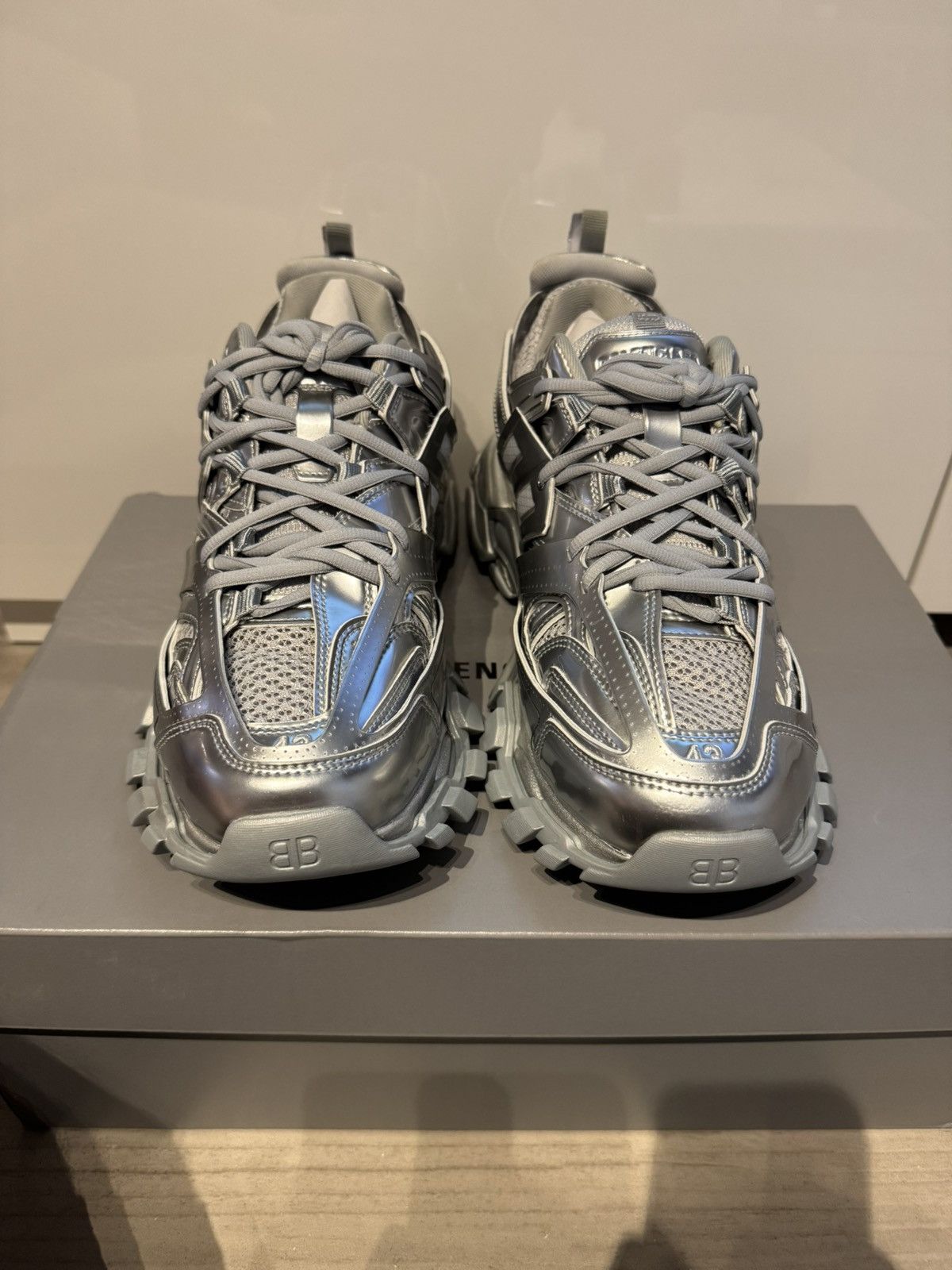 Balenciaga Balenciaga Track Sneaker Metallic Grey Size 43 Size US 10.5 / EU 43-44 - 2 Thumbnail