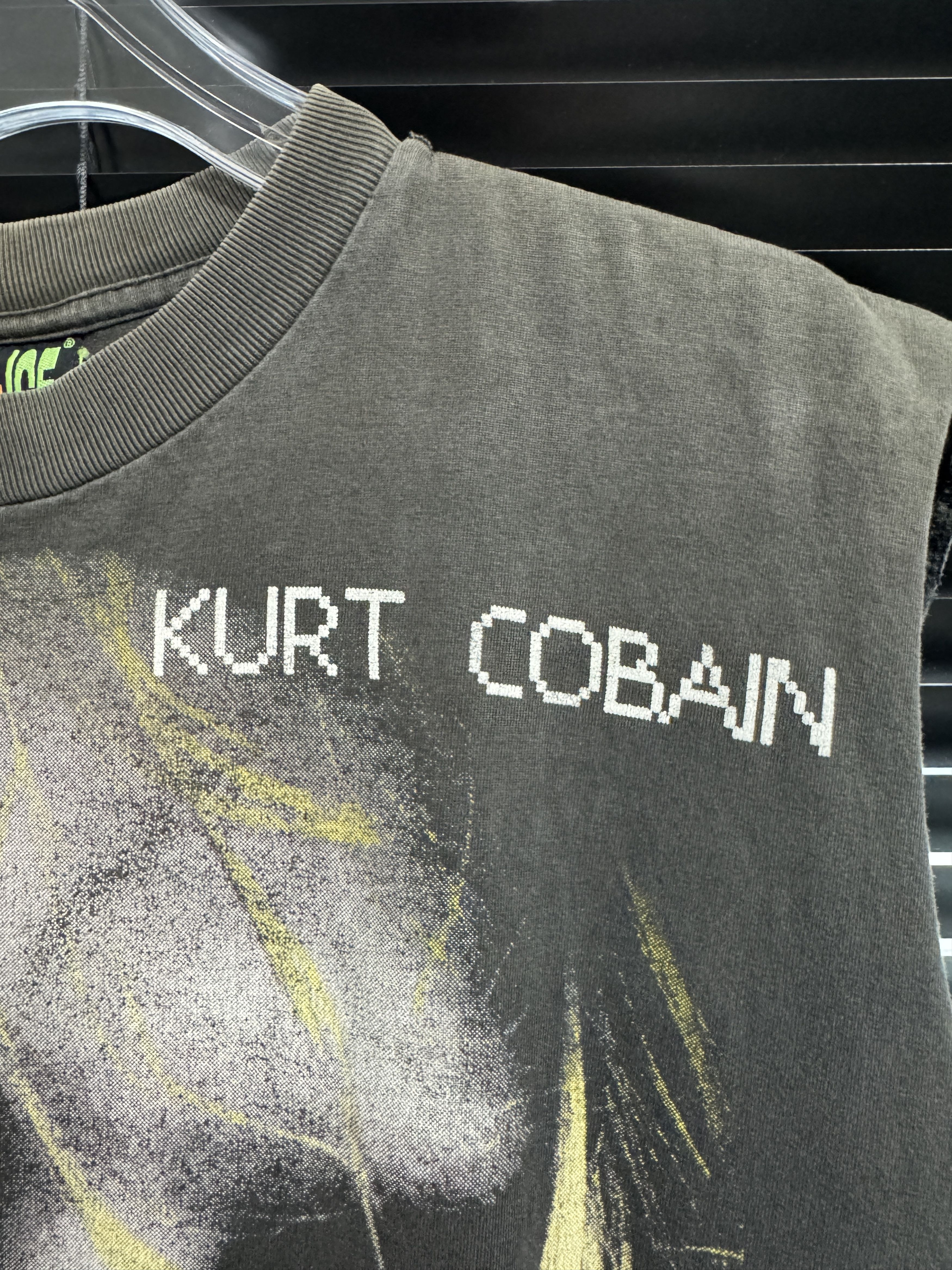 Band Tees Vintage 90s Nirvana Kurt Cobain Memorial Cut Off Tshirt Size US L / EU 52-54 / 3 - 6 Thumbnail