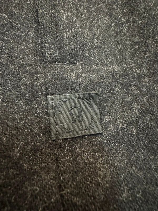 Lululemon Lululemon Storm Break Rain Jacket Wool size L Size US L / EU 52-54 / 3 - 6 Thumbnail