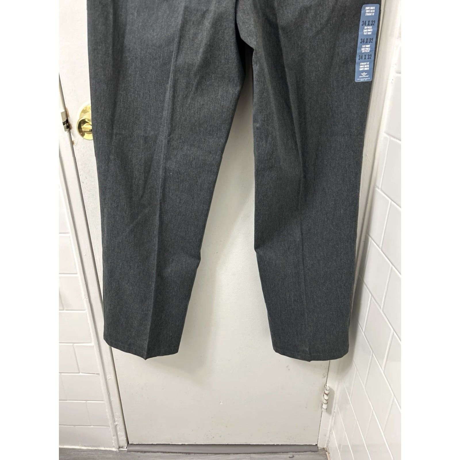 Dockers DOCKERS Signature Khaki Pants Mens 34x32 Gray Straight Flat Front NWT Size US 34 / EU 50 - 3 Thumbnail