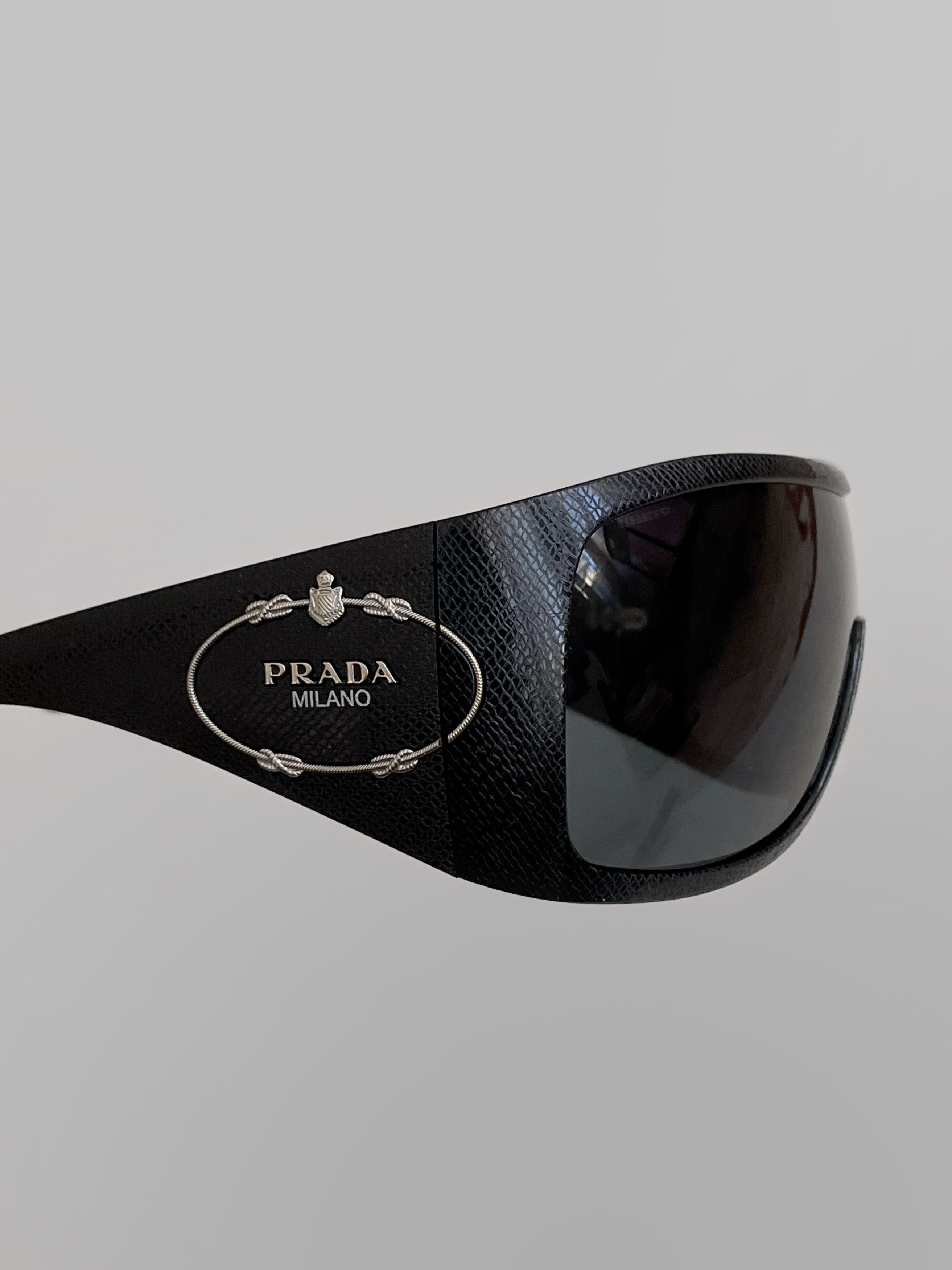 Prada Archive Prada Black Sunglasses Musk 2000s Size ONE SIZE - 7 Thumbnail