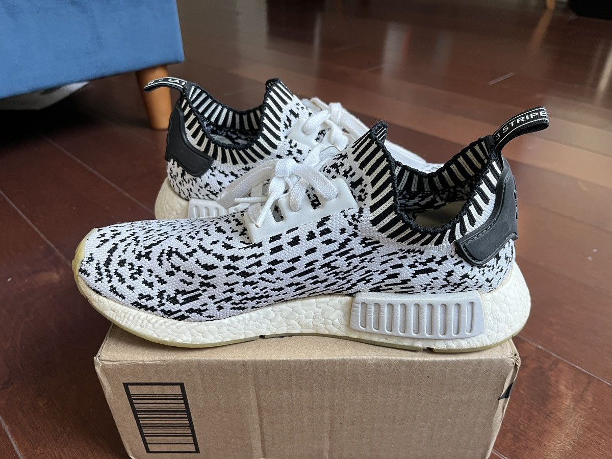 Adidas adidas NMD_R1 Primeknit Zebra Sashiko Size US 8 / EU 41 - 3 Thumbnail