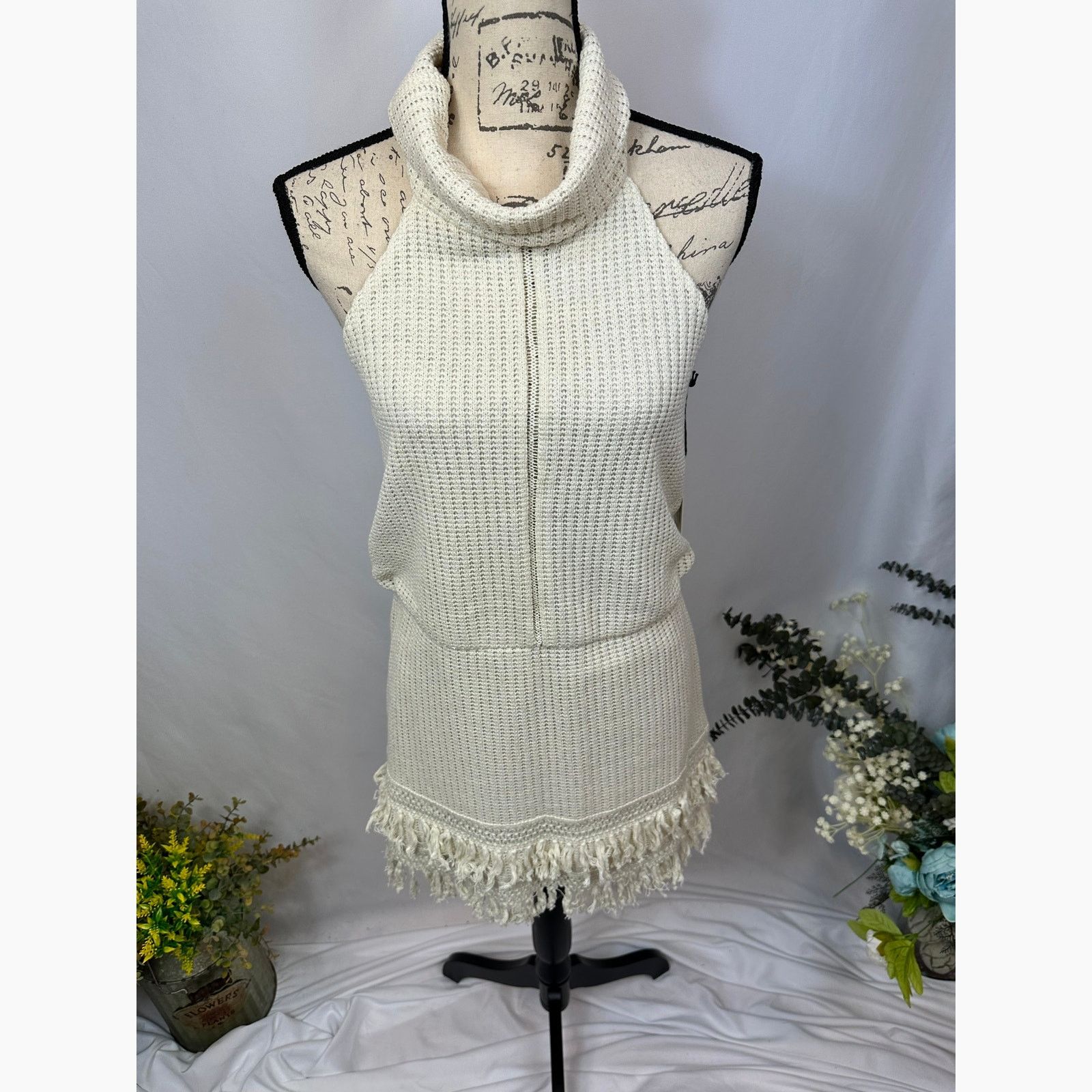 Saylor Saylor Rosario Halter Knit Fringe Dress in Ecru M Size M / US 6-8 / IT 42-44 - 12 Thumbnail