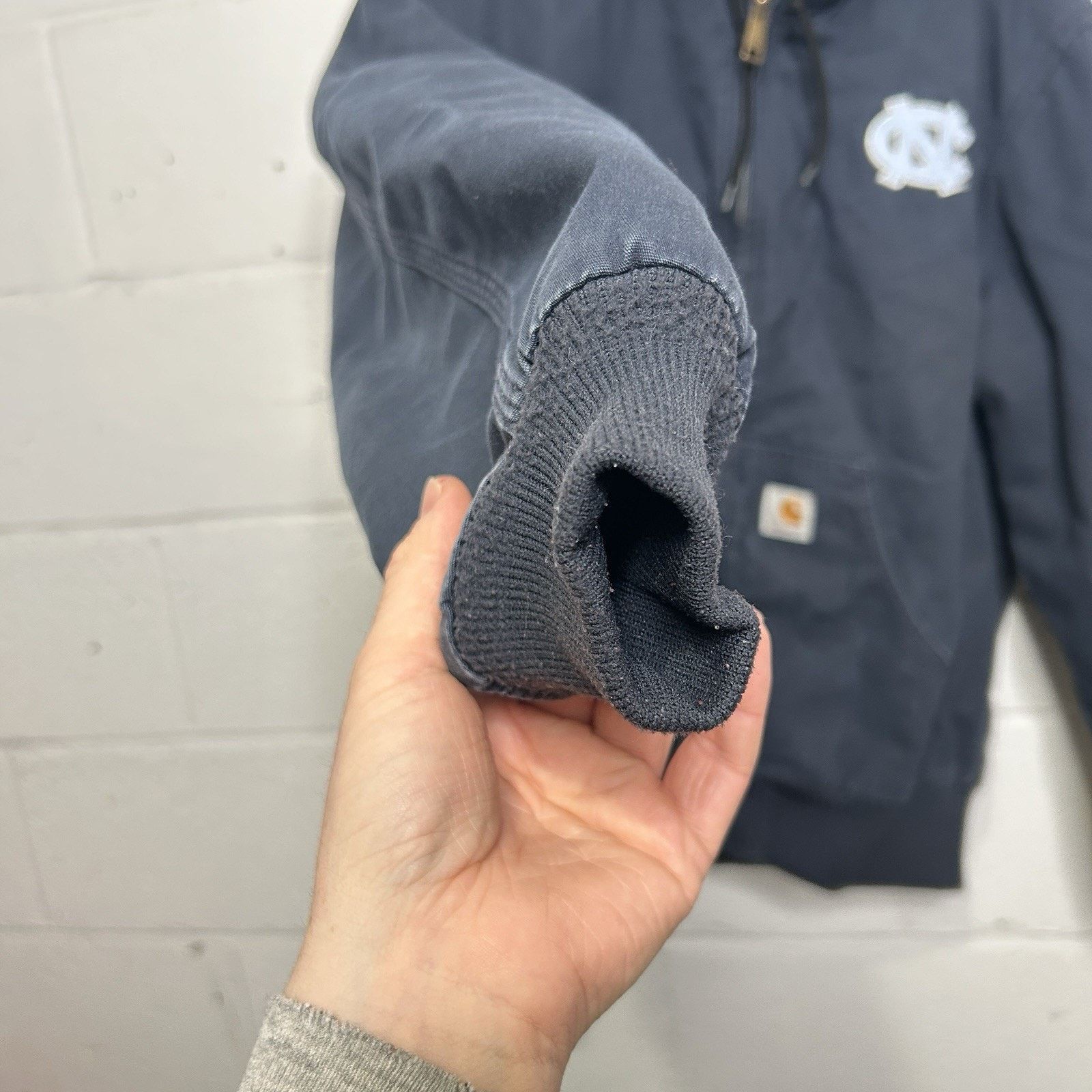 Carhartt Y2K Carhartt Ripstop Hooded Active Jacket "UNC Tarheels" Size US M / EU 48-50 / 2 - 7 Thumbnail