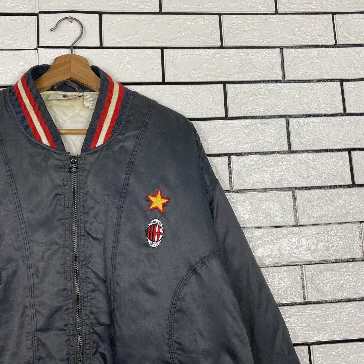 Lotto Sport 🔥SUN FADED STYLE VINTAE SATIN BOMBER JACKET LOTTO AC MILAN Size US L / EU 52-54 / 3 - 6 Thumbnail