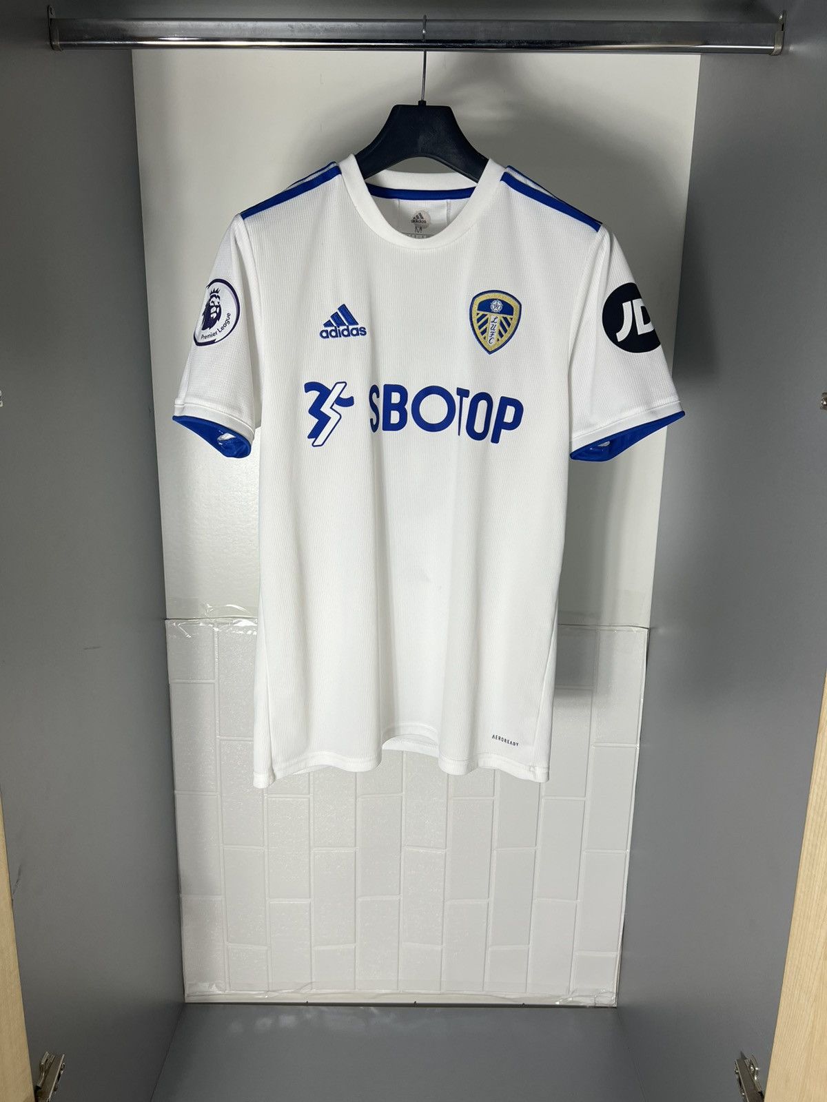 Adidas × Vintage VERY RARE ADIDAS FC LEEDS UNITED ENGLAND SOCCER JERSEY Y2K Size US M / EU 48-50 / 2 - 2 Thumbnail