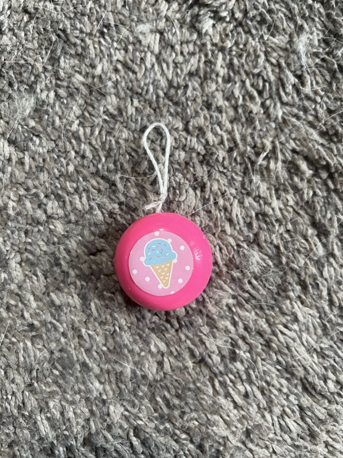 Hypebeast Ice Cream Cone Yo-Yo Size ONE SIZE - 1 Thumbnail