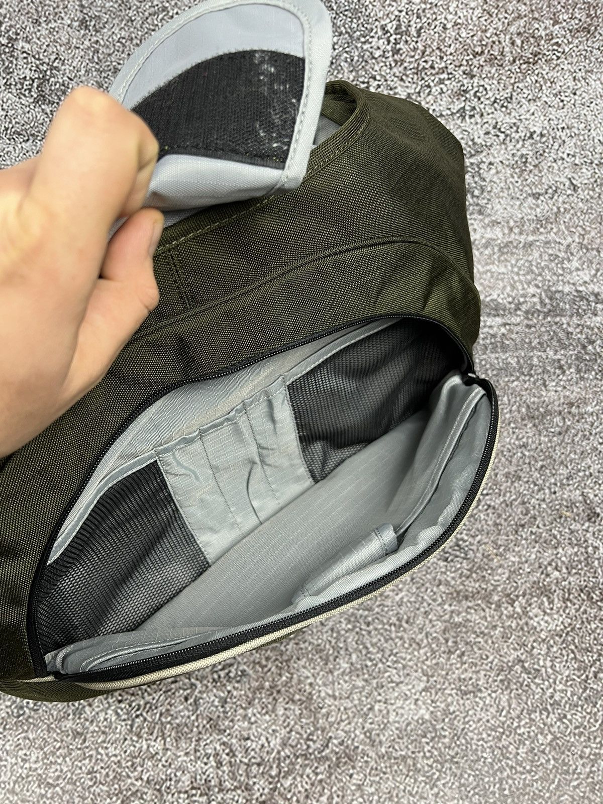Crumpler Crumpler Clear Runway Laptop messenger multipocket bag olive Size ONE SIZE - 12 Thumbnail