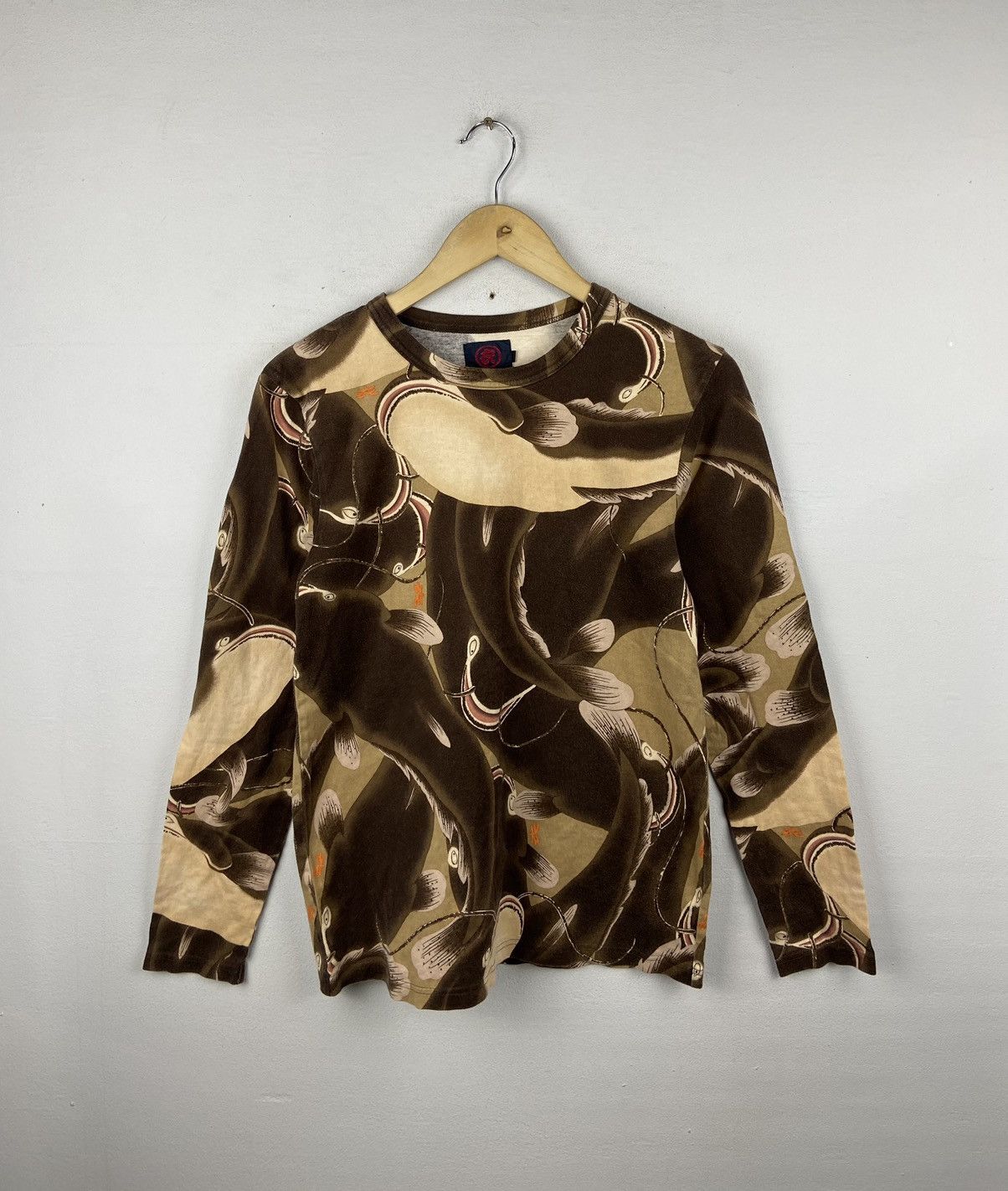 Japanese Brand × Other ❤️‍🔥SEND OFFER ❤️‍🔥 MAFIA LOOK FISHKOI AOP LONGSLEEVE Size US S / EU 44-46 / 1 - 1 Thumbnail