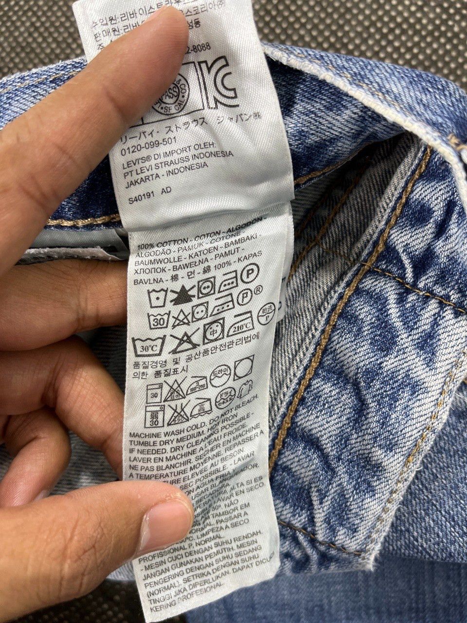 Levi's Vintage Levis 505 Ripped Jeans - J697 Size US 32 / EU 48 - 7 Thumbnail
