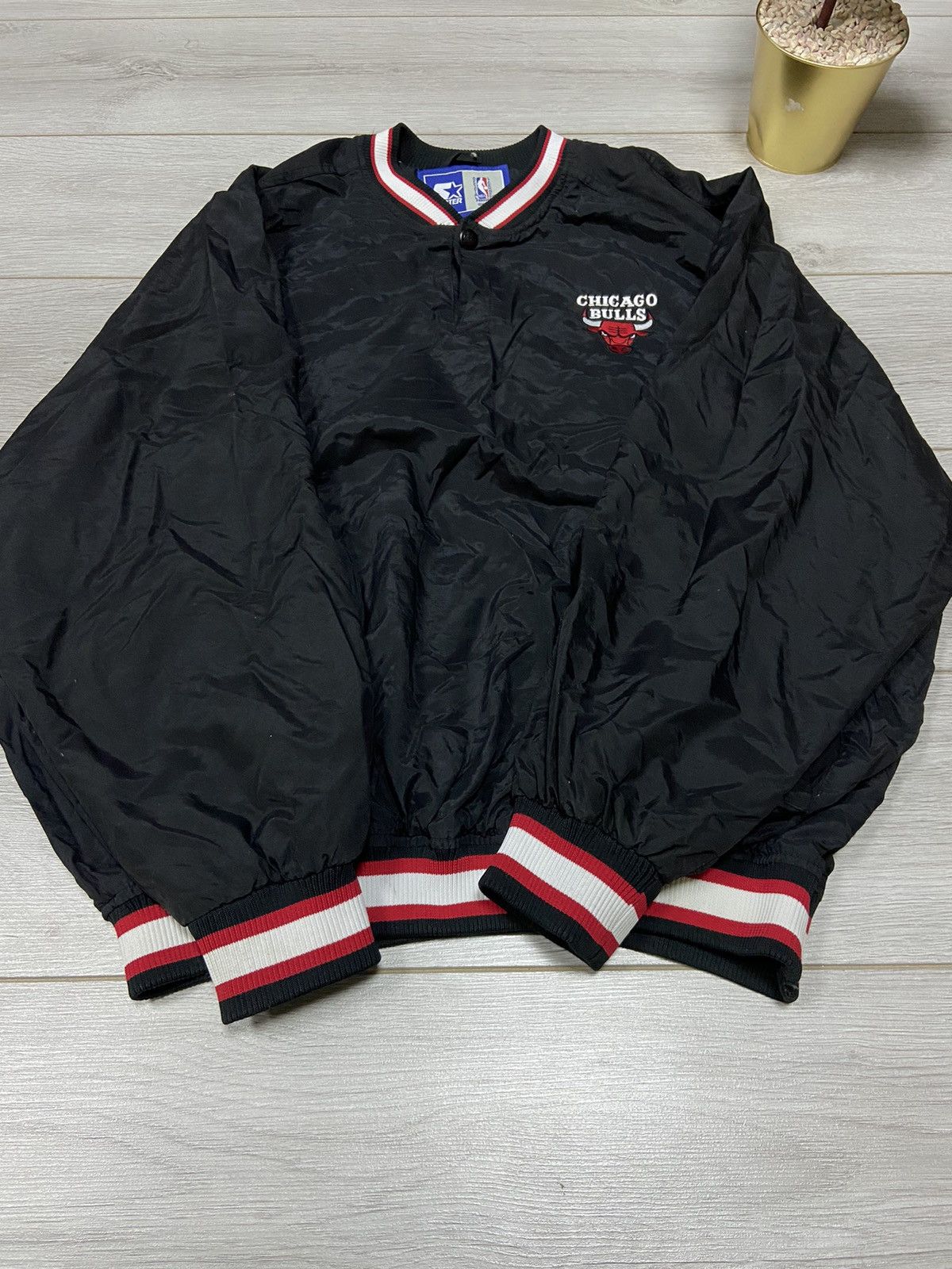 NBA Chicago Bulls KOREA vintage nylon big logo sweatshirt jacket Size US XXL / EU 58 / 5 - 4 Thumbnail