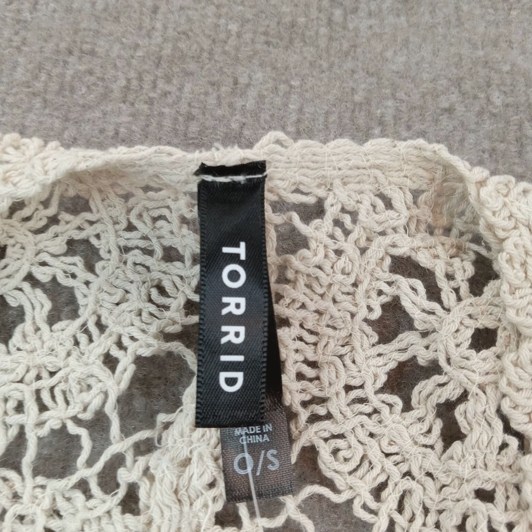 Vince Camuto Torrid Crochet Cardigan Sweater Womens One Size Beige Open Front Loose Sleeveless Size ONE SIZE - 5 Thumbnail