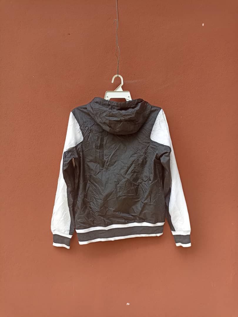 Jordan Brand Air Jordan Windbreaker Hoodie Size US S / EU 44-46 / 1 - 2 Thumbnail