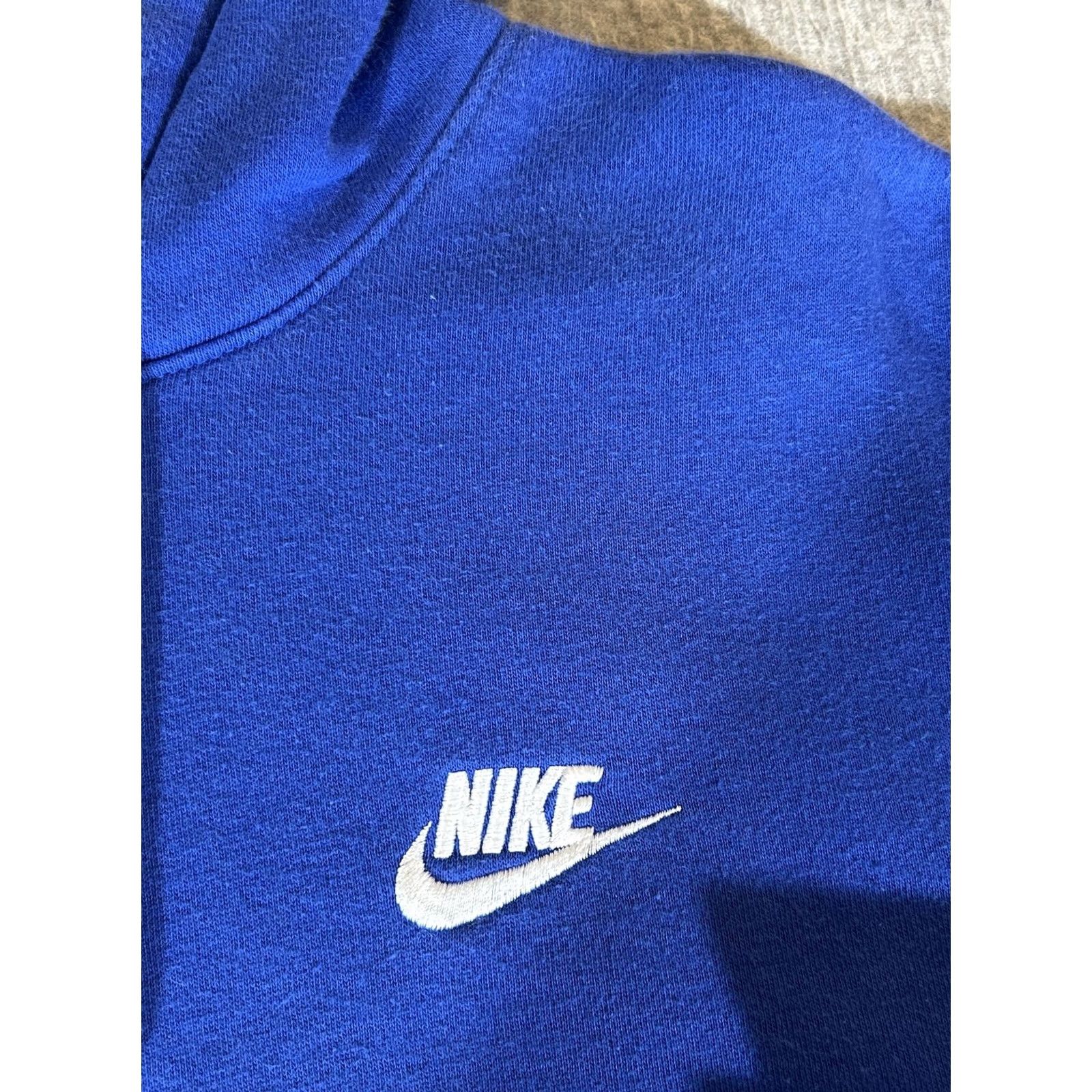 Nike Nike Hoodie Men Small Blue Pullover Fleece Sweatshirt Sportswear Athleisure Nike S Mens Small Blue Pullover Hooded Kangaroo Pocket Embroidered Logo Size US S / EU 44-46 / 1 - 3 Thumbnail