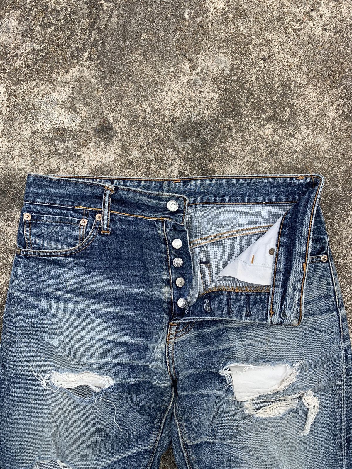 Levi's × Levi's Vintage Clothing Levi's 501 Blue Wash Selvedge Size US 32 / EU 48 - 6 Thumbnail